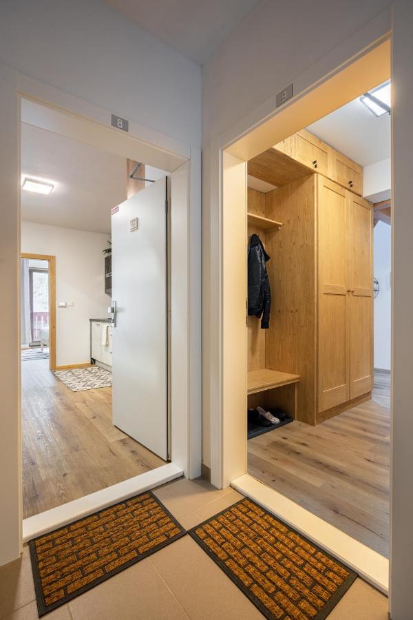 Apartments Srdiecko - Sauna In Smaller Apt - Highest In Central Europe - Fireplace - In The Forest Tale Exterior photo